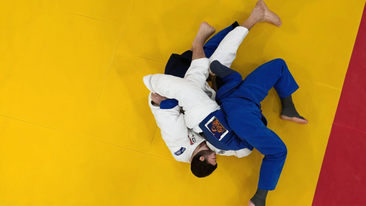 Judoca Rafael Macedo Brilha em Torneio de Paris e Encara Desafio na Luta pelo Bronze